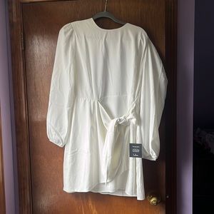 NET Lulus bridal shower dress. Says XL, fits like medium and is short